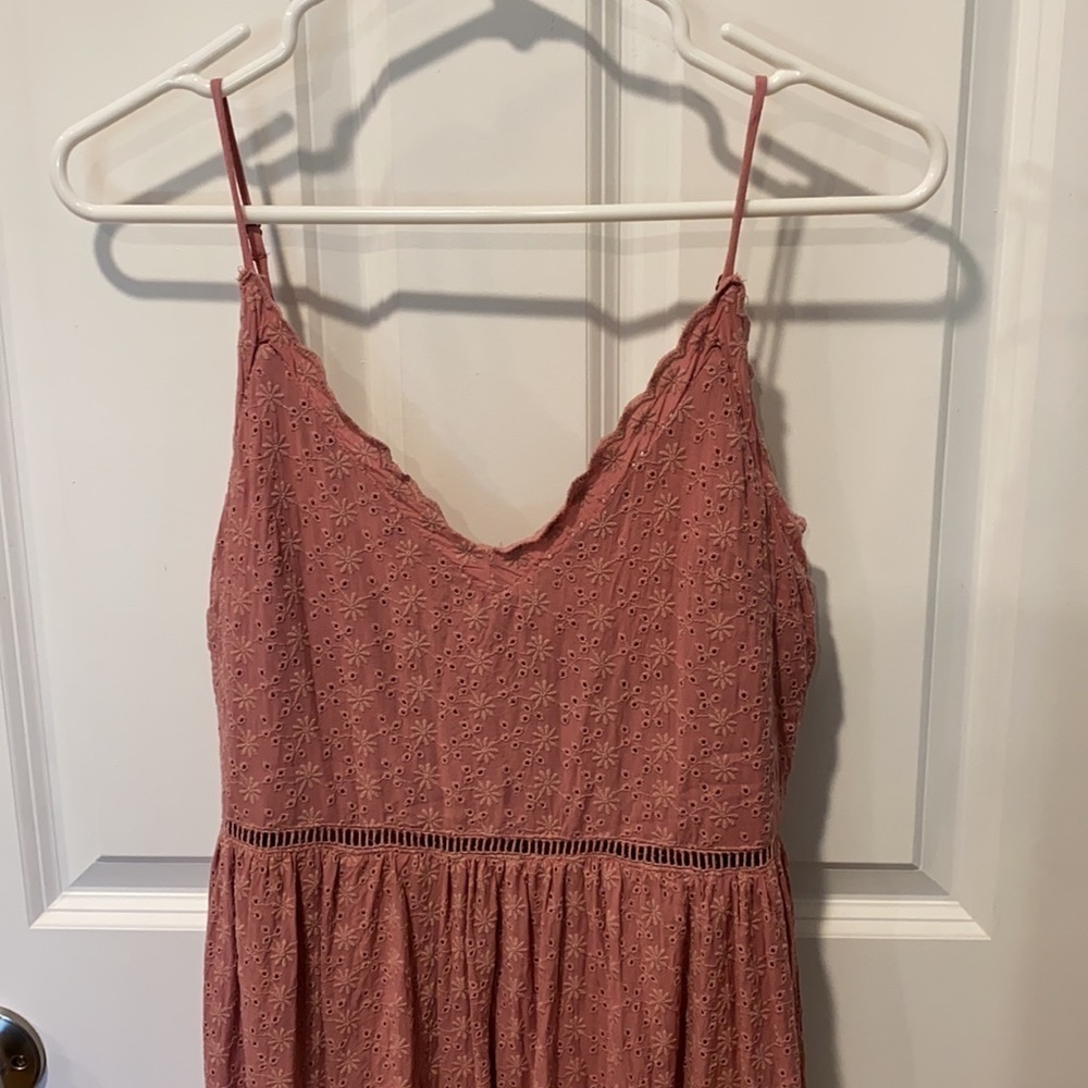 H&M Eyelet Spaghetti Strap MIDI Dress EUC - Picture 3 of 16